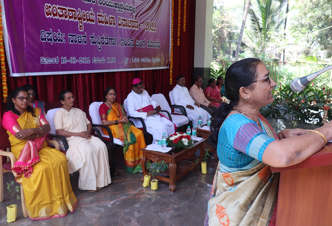 Mrs. Padmavathi,- District Sub Health Education Officer giving awareness on Cancer