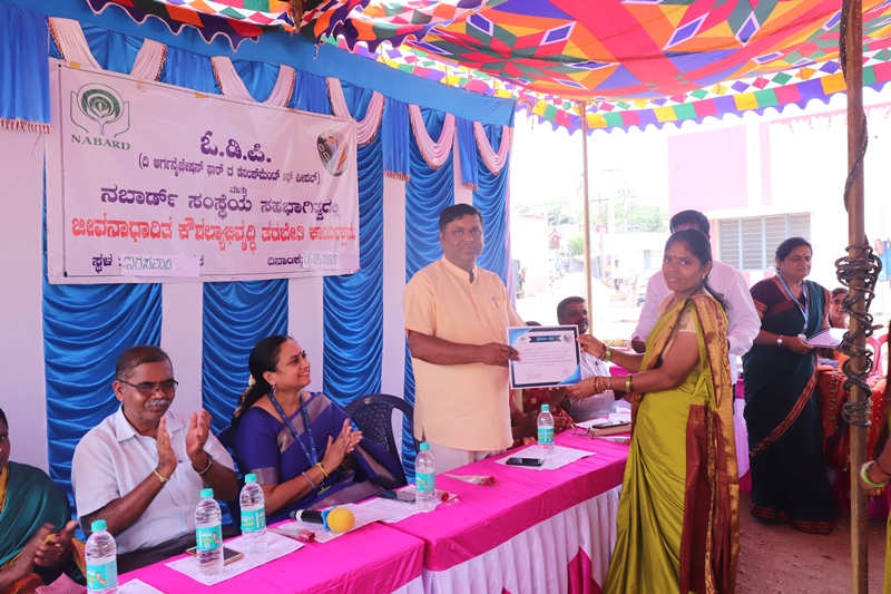 Distribution of Certificates to the beneficiaries